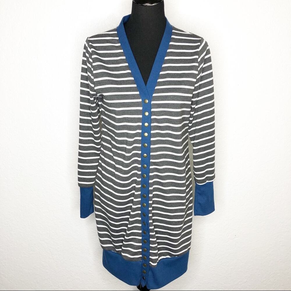 Hipster Row gray white striped blue trim snap front long cardigan size Medium